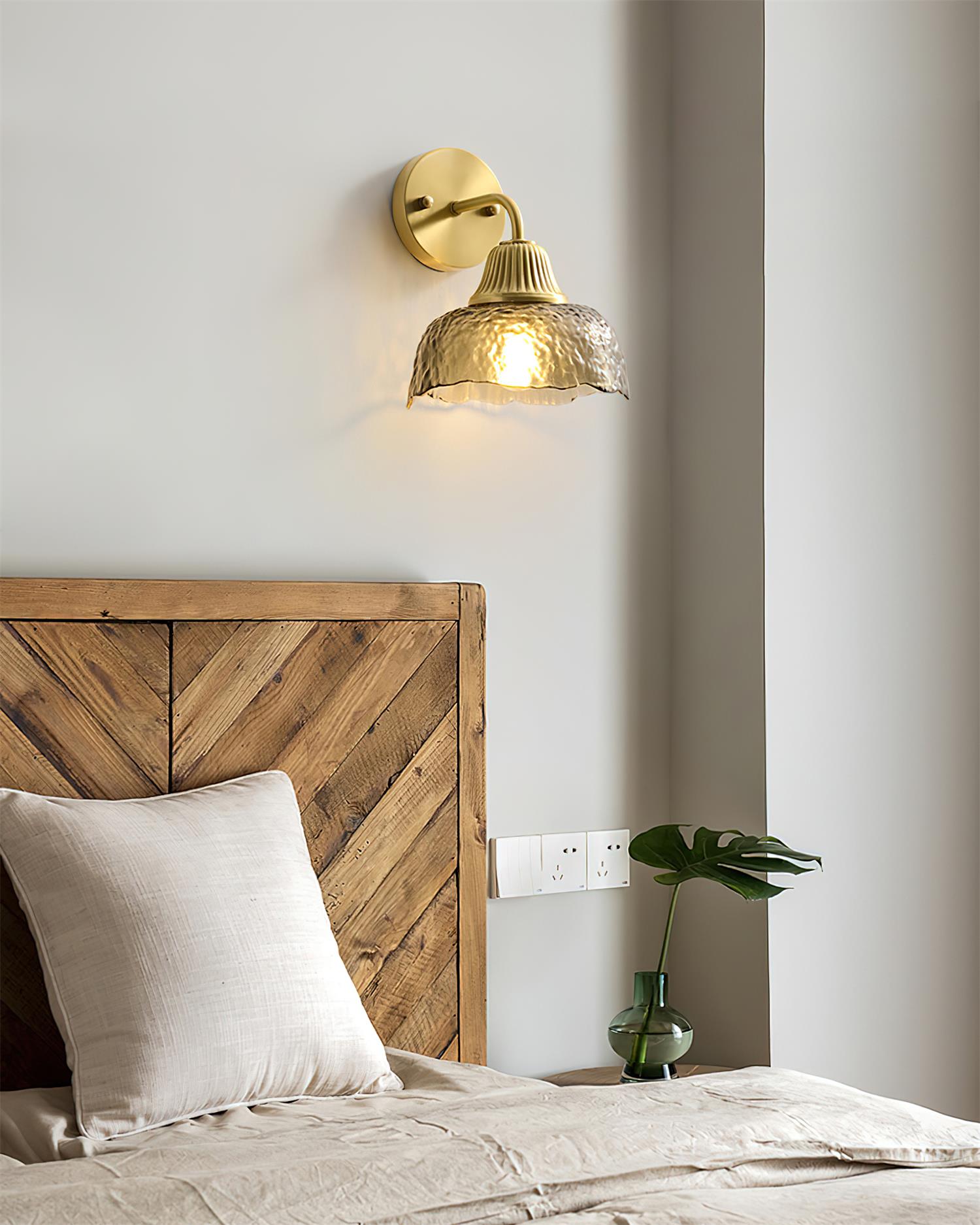 Lunara Wall Lamp | Souliia