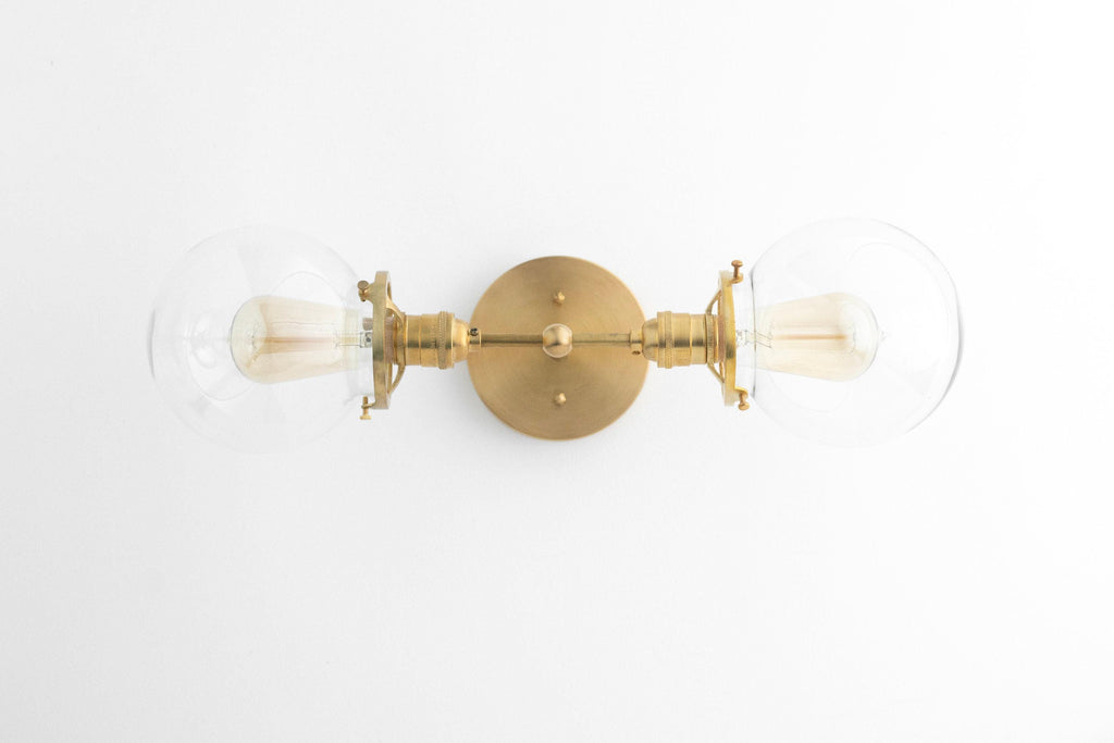 Lumio Globe klare Glas-Wandleuchte – moderne industrielle Wandlampe für Waschtisch & Flur | Souliia