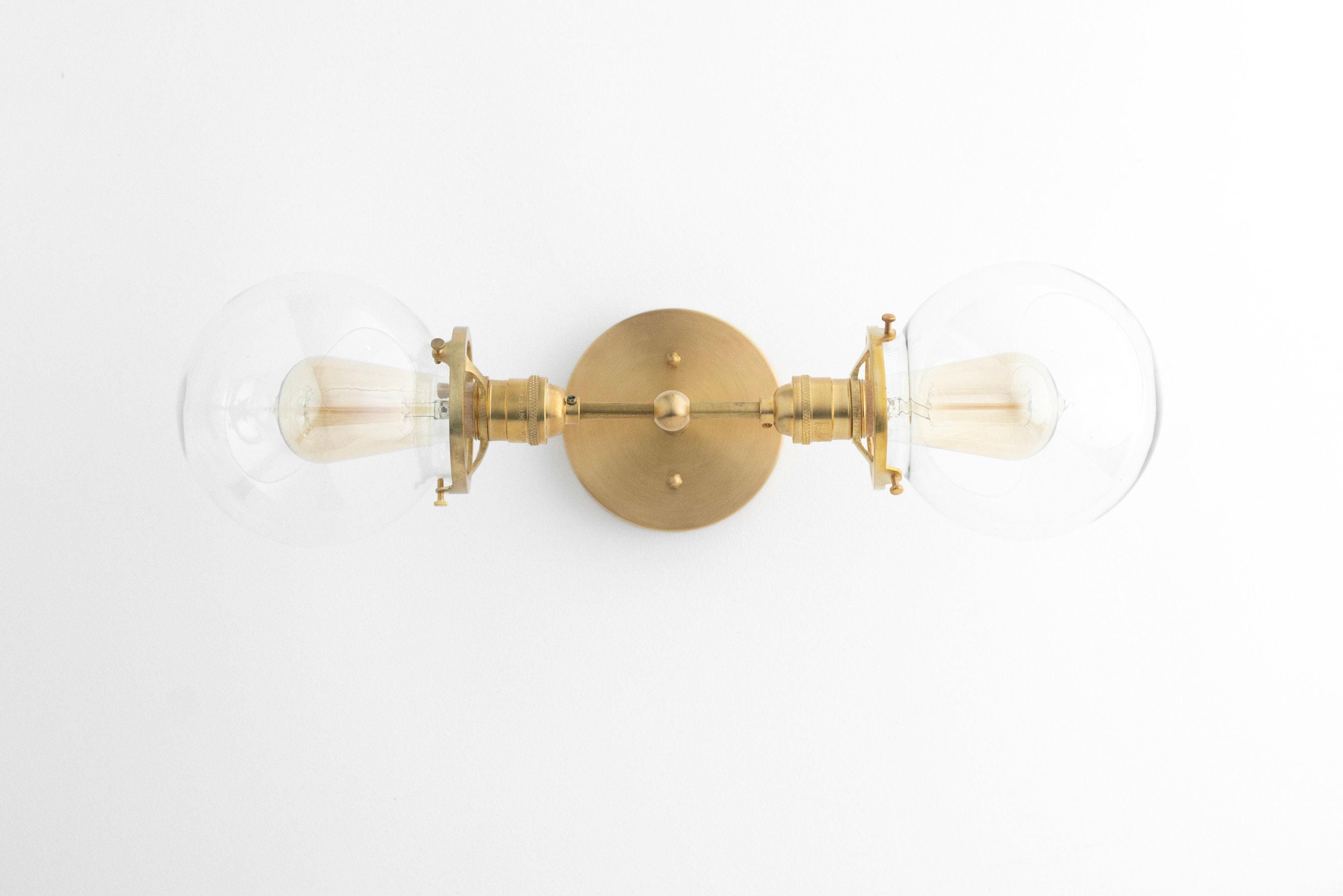 Lumio Globe klare Glas-Wandleuchte – moderne industrielle Wandlampe für Waschtisch & Flur | Souliia