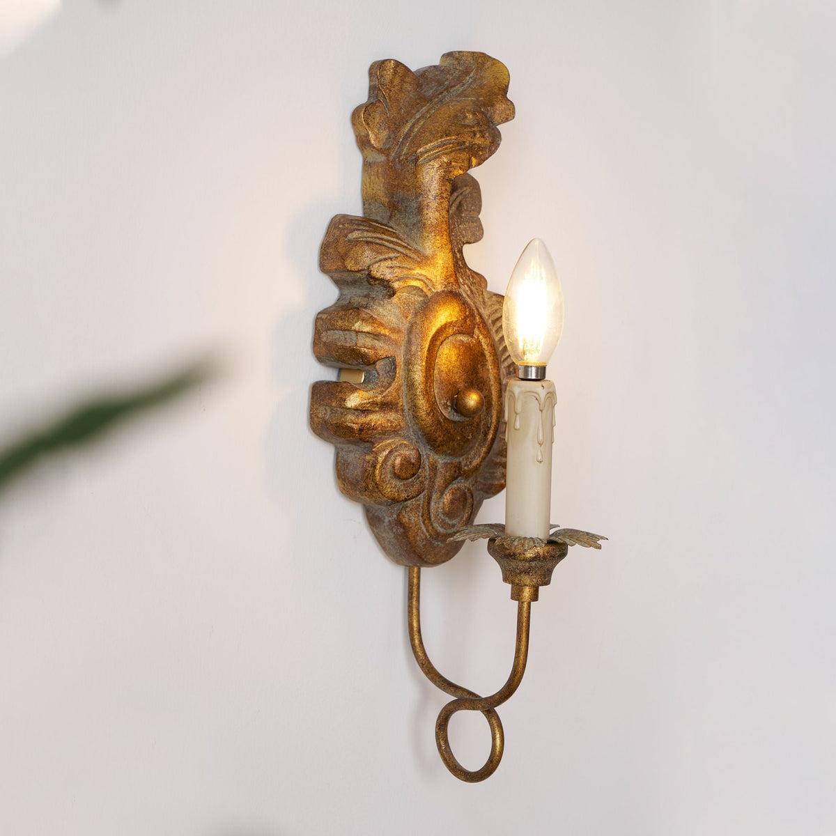 Verdure Vintage Wall Sconce