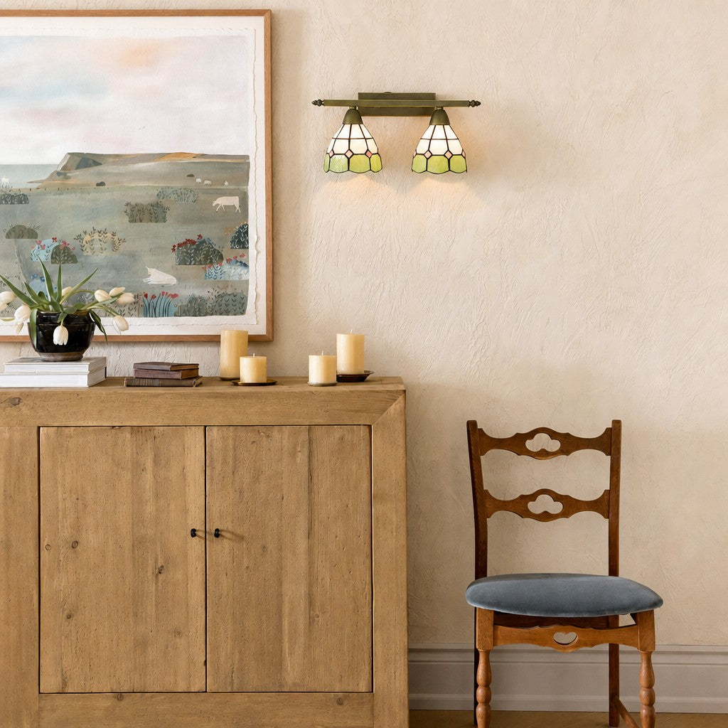 TF Tivanny Vintage Stil Schmink-Wandleuchte mit Buntglas-Dom für Badezimmer und Flur | Souliia