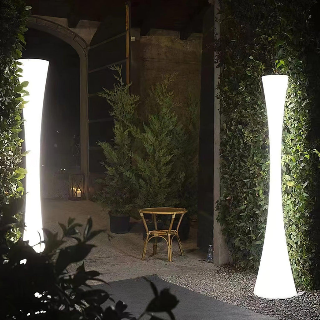 Romantic Simple White Column Floor Lamp M27 | Souliia