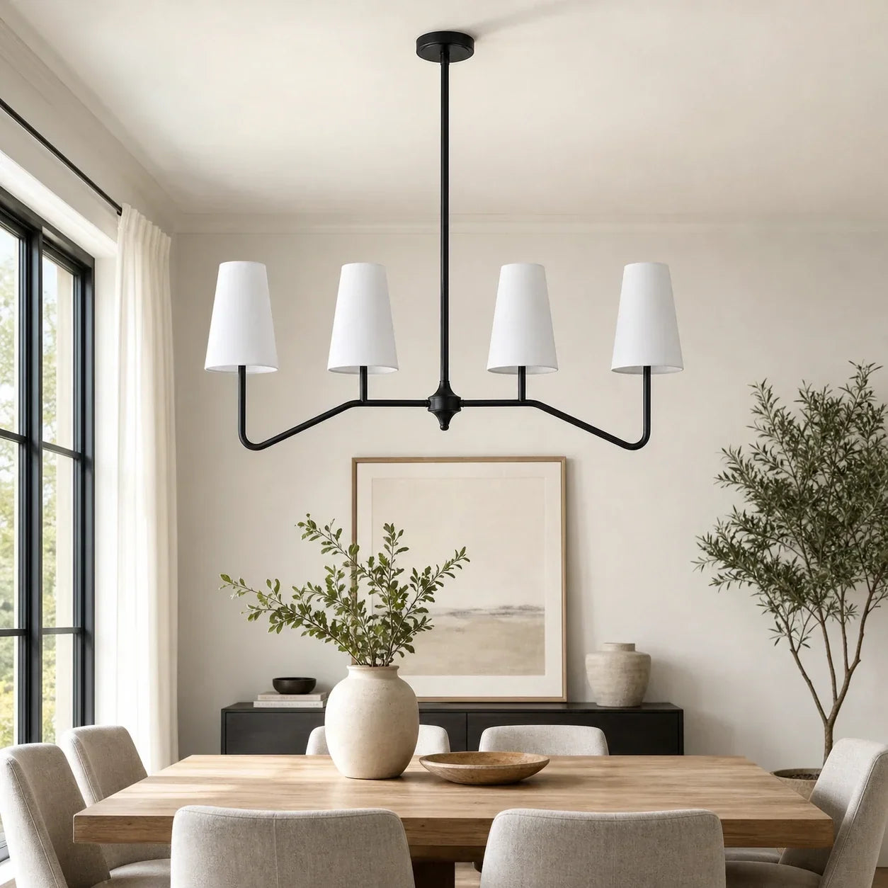 Strellux Linear Kronleuchter mit weißen Stoffschirmen - Messing und Schwarz Vintage-Stil für Esszimmer | Souliia