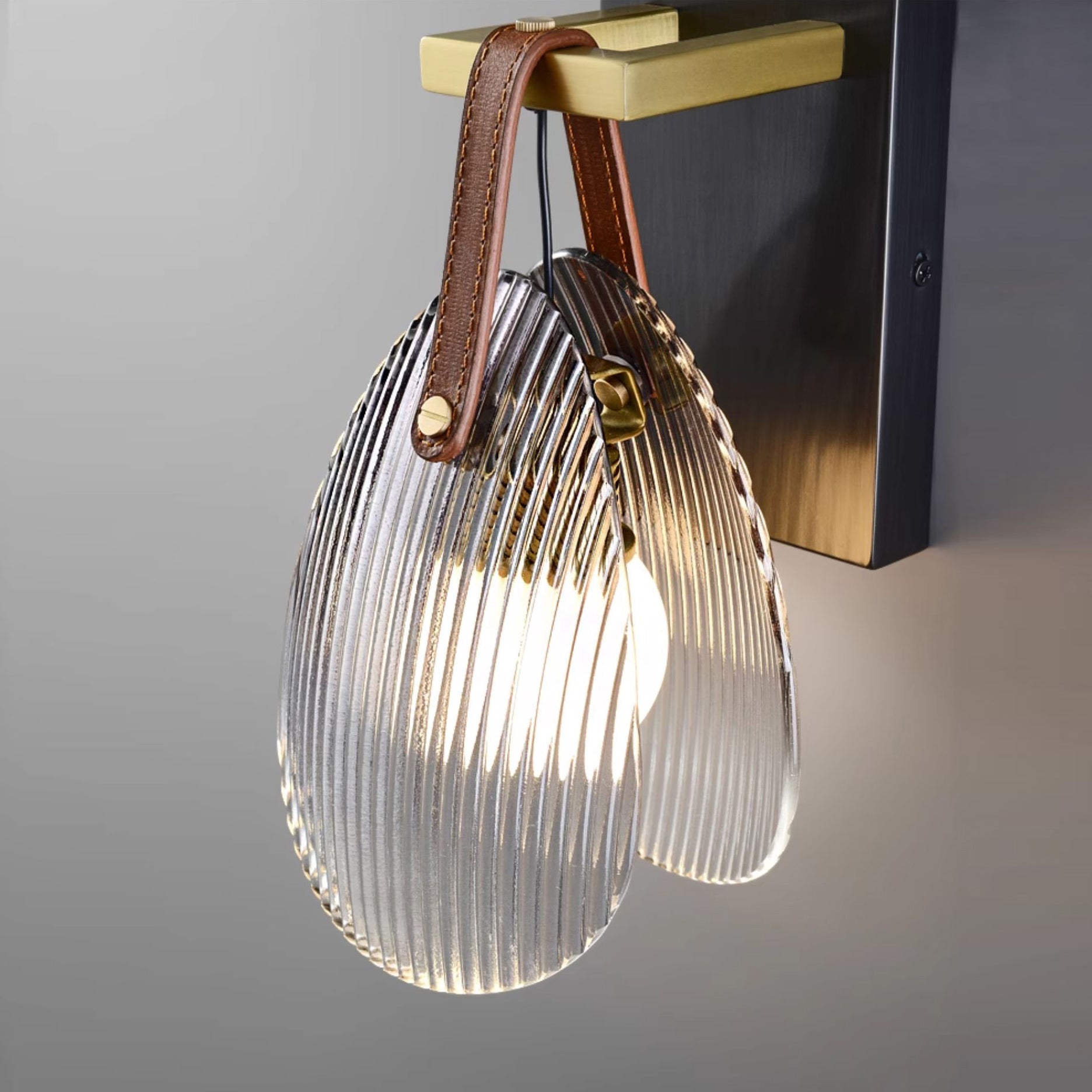 Shell Glass Wall Lamp | Souliia
