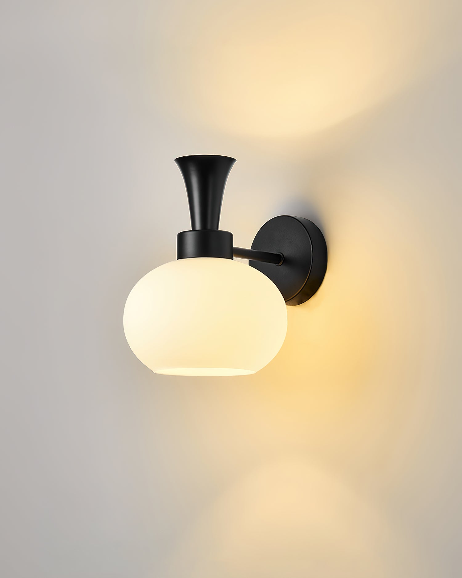 Mareli Wall Lamp | Souliia