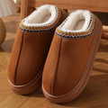 Fluffy hjemmesko med kunstpels og plateau — polstrede vinterslip-ons
