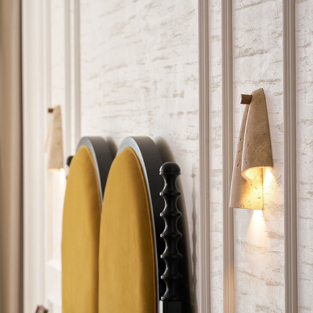 Travertin Wandleuchte – Minimalistischer Steinfackel-Dekor für Wohnzimmer | Souliia