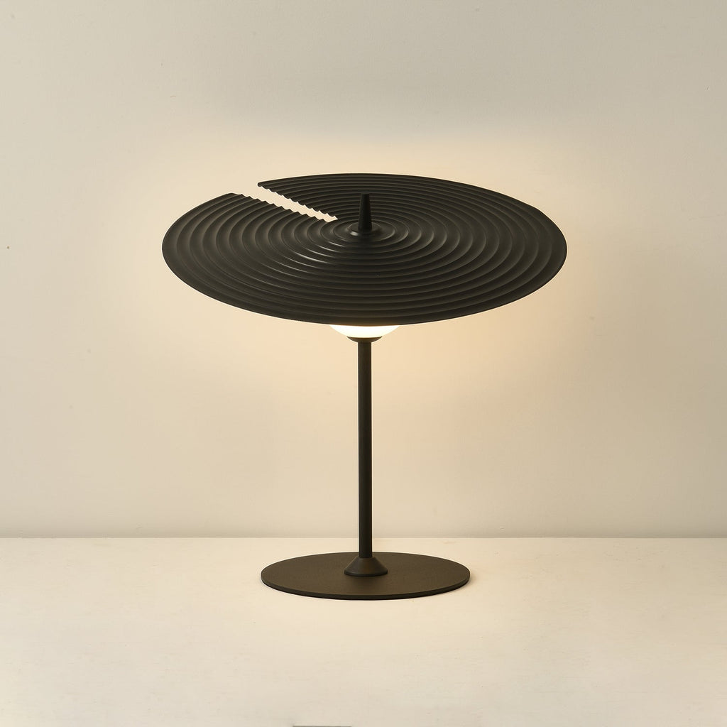 Moderne klassisk pladespiller-bordlampe M31 | Souliia