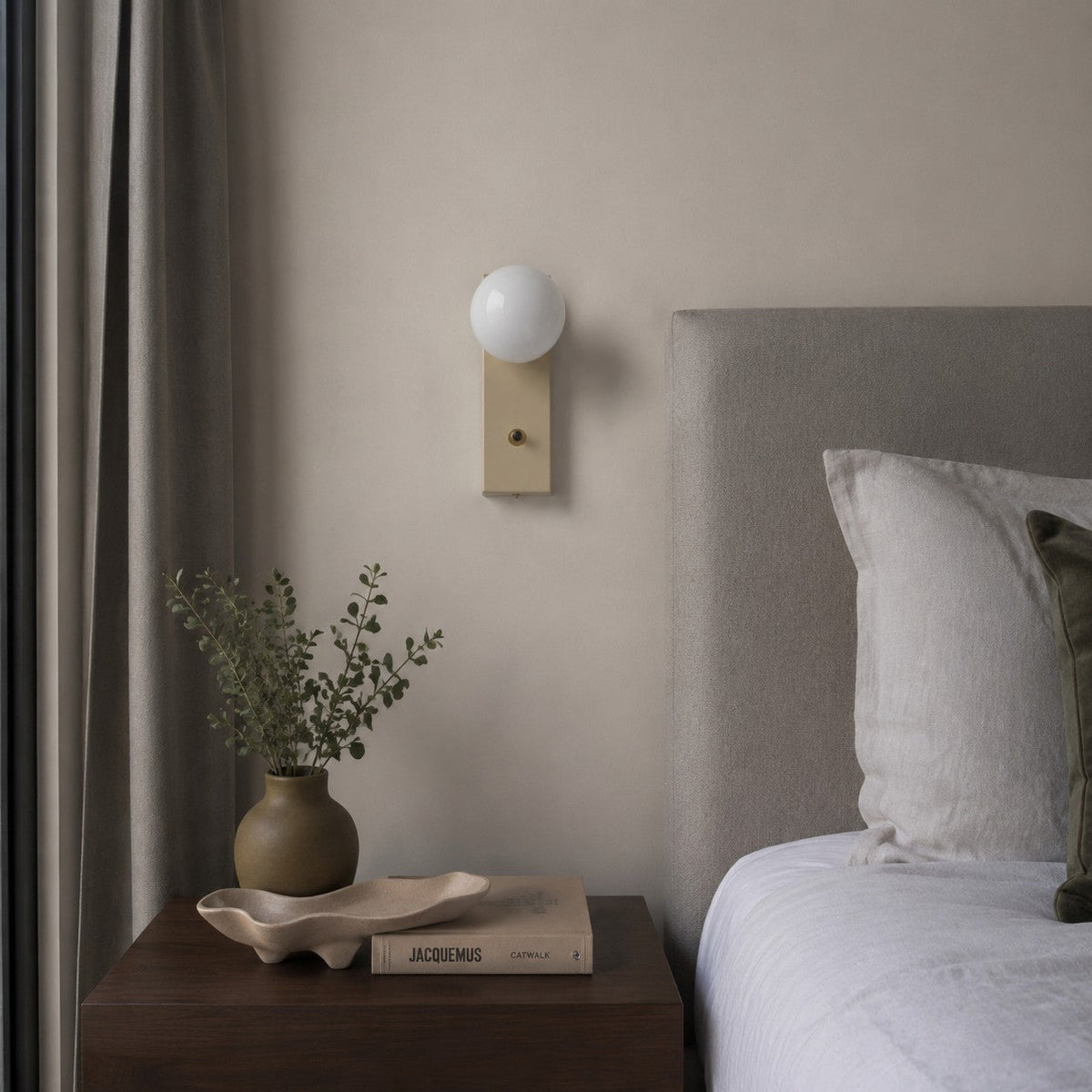 Retro Cream Glass Globe Wall Sconce for Bedrooms | Souliia