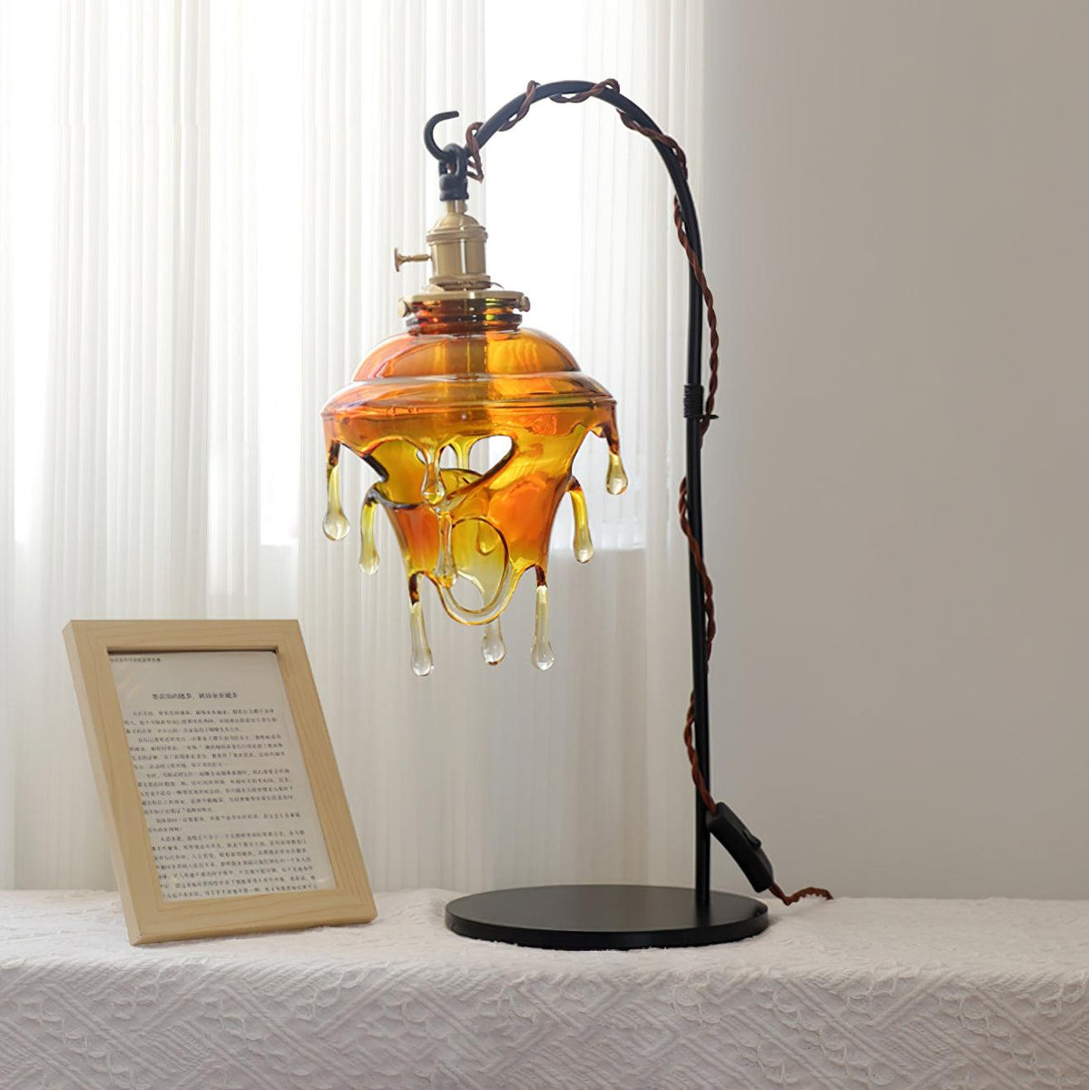 Lampă de masă Water Drop | Souliia