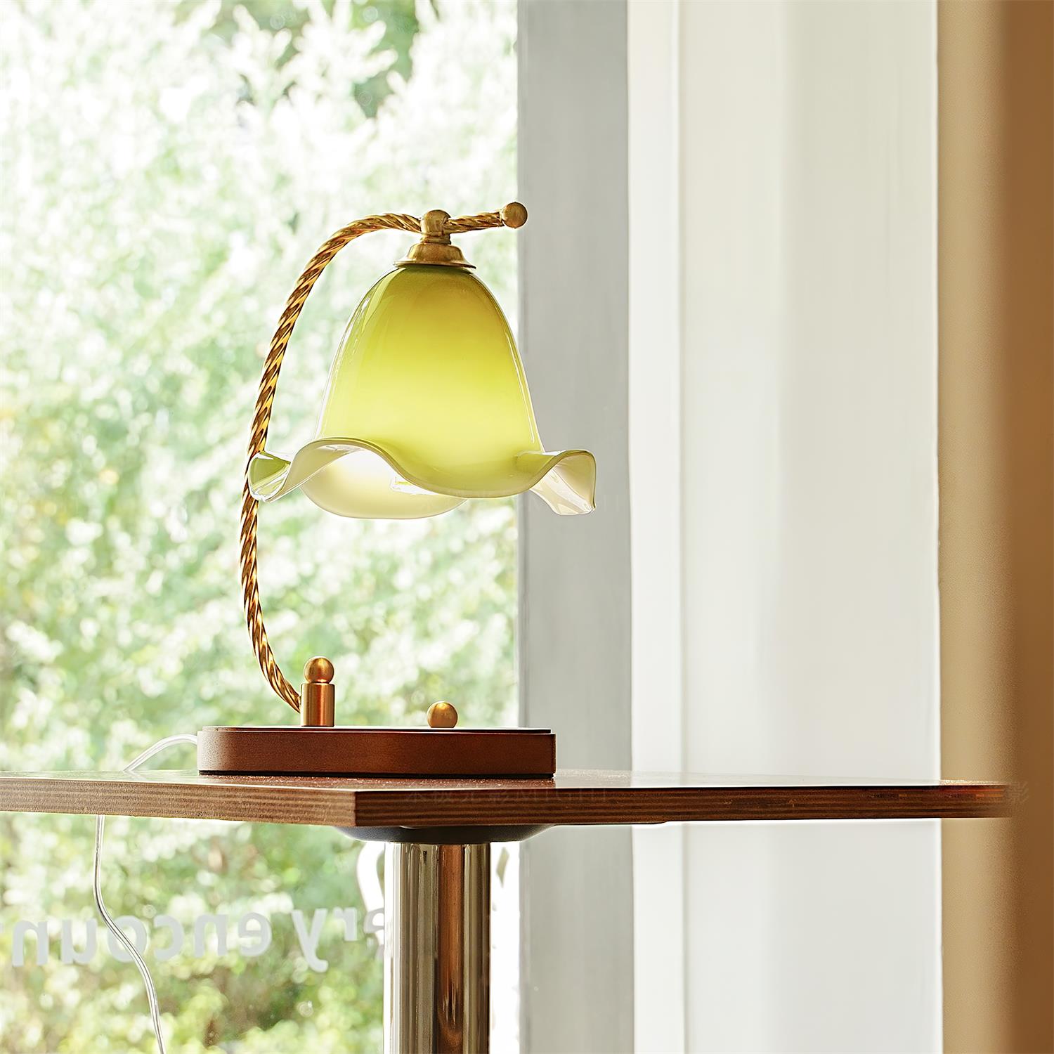 Sprout Tischlampe | Souliia