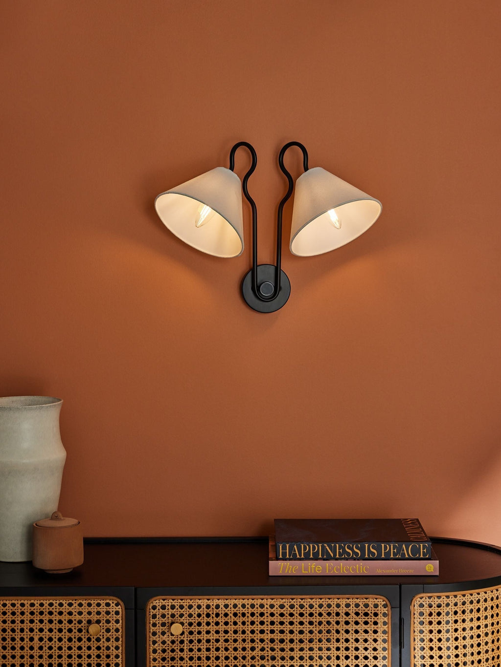 Madelyn Wall Lamp | Souliia