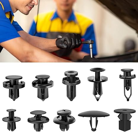Set of 680 Automotive Fastening Clips - Souliia