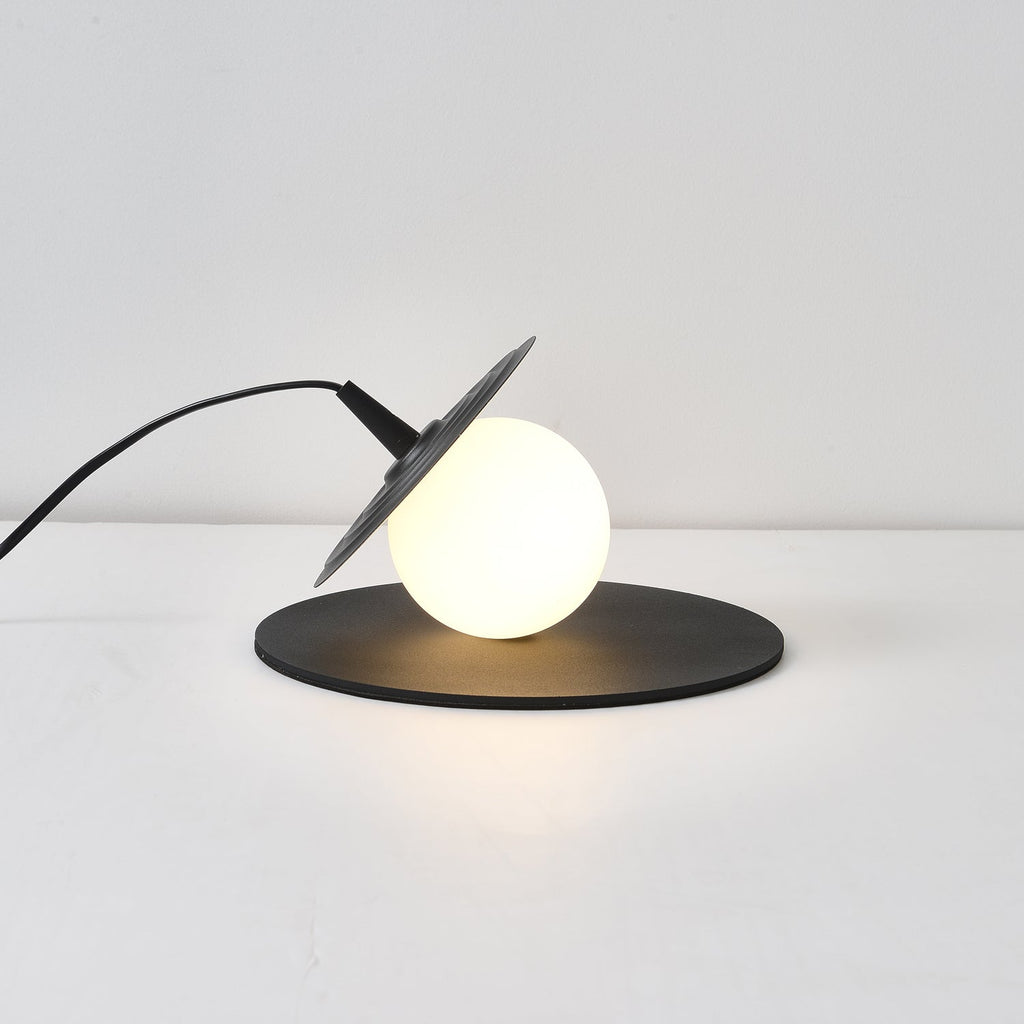 Moderne klassisk pladespiller-bordlampe M31 | Souliia