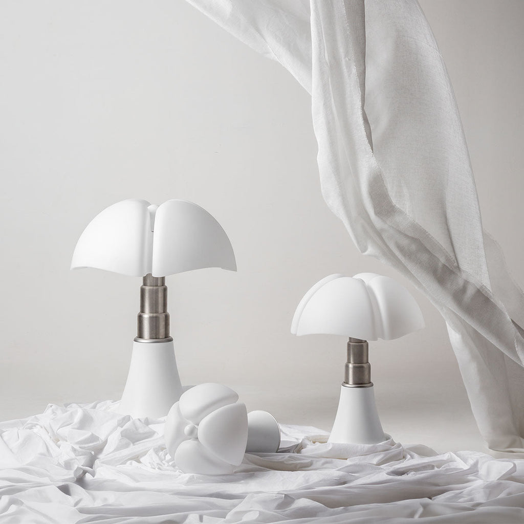 Petalica Table Lamp | Souliia