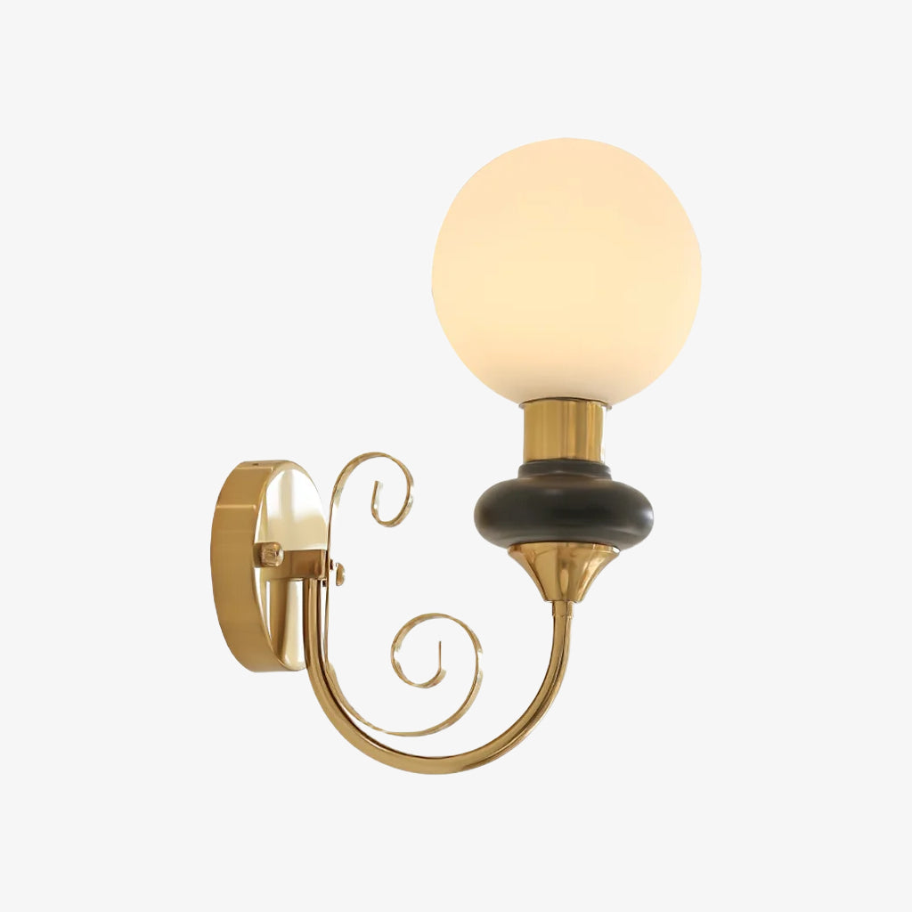 Radiara sculptural vertical metal wall lamp – modern sculptural wall sconce for living room and hallway | Souliia
