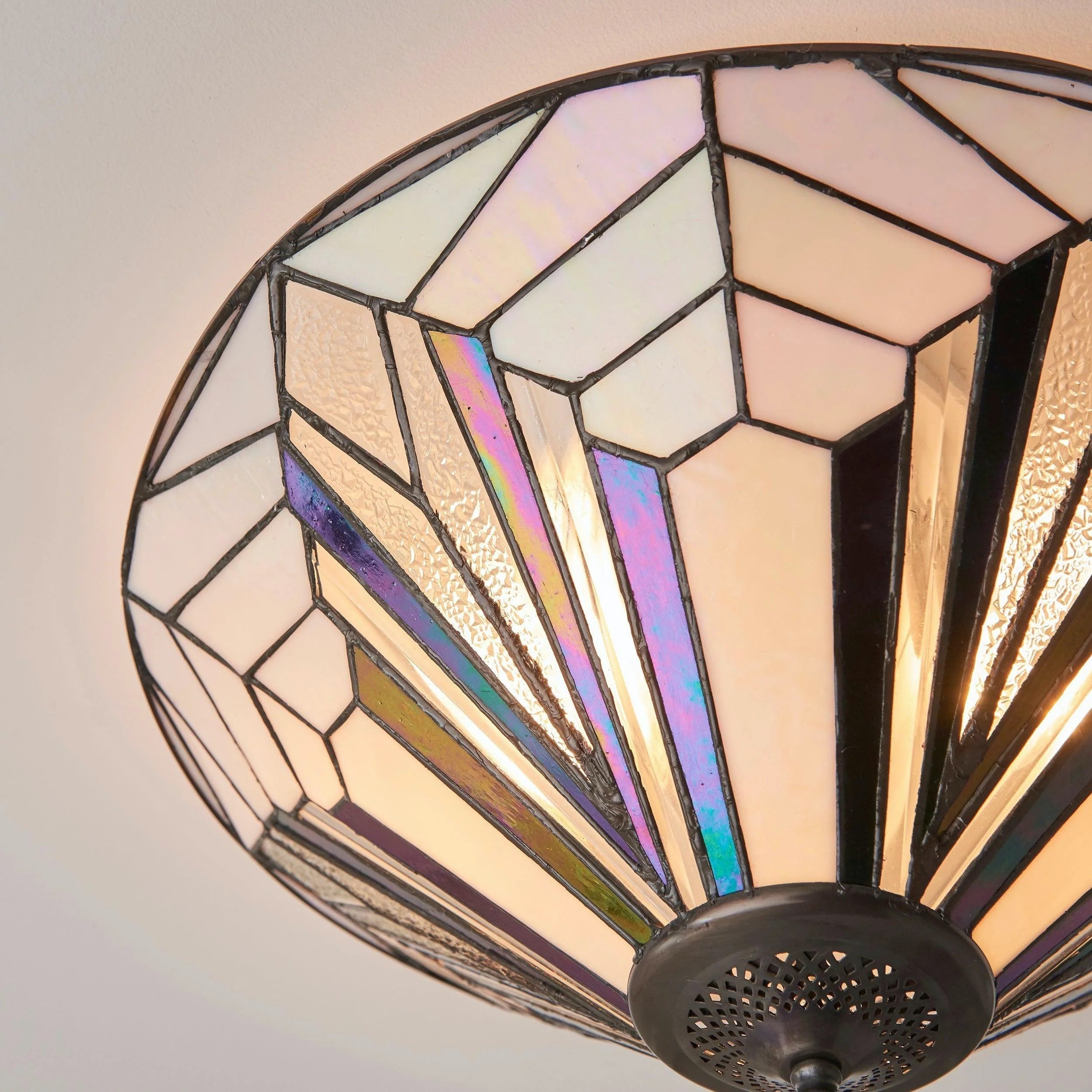 Tiffstar Elegant Art Glass Flush Ceiling Light with Vintage inspired Glass Diffuser – Classic Ceiling Fixture for Home Interiors | Souliia