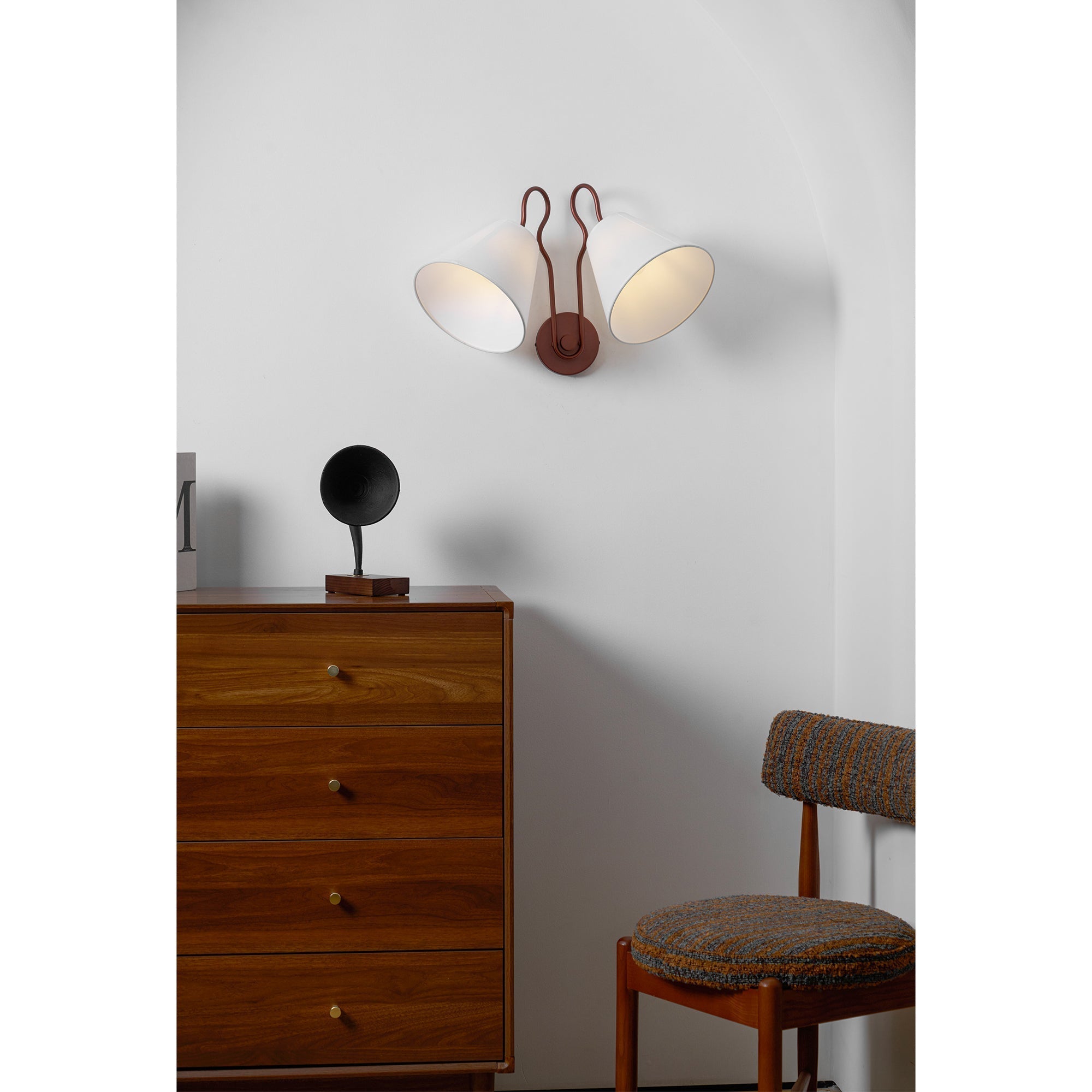 Madelyn Wall Lamp | Souliia