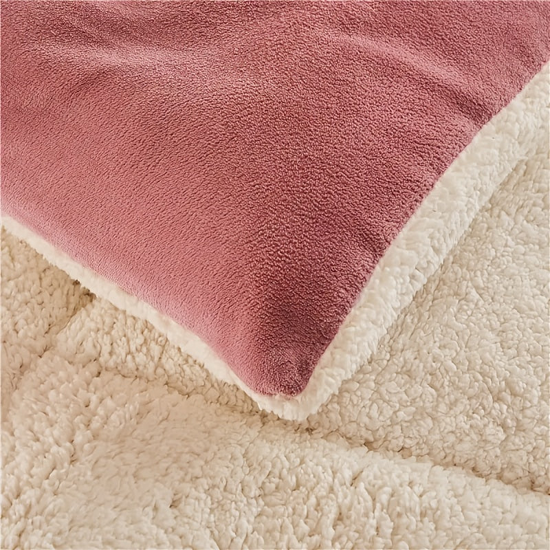 Cloudrest Comforter Insert — Box Stitch Design, Even Fill, Breathable