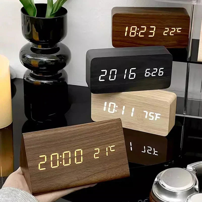 Voice-Controlled LED Clock – Sleek Design for Minimalist Spaces - Souliia