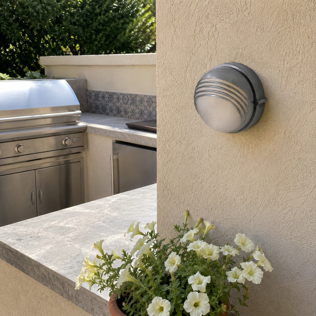 Morvane Geometric Aluminum Wall Sconce - Industrial Outdoor Lighting for Entryway | Souliia