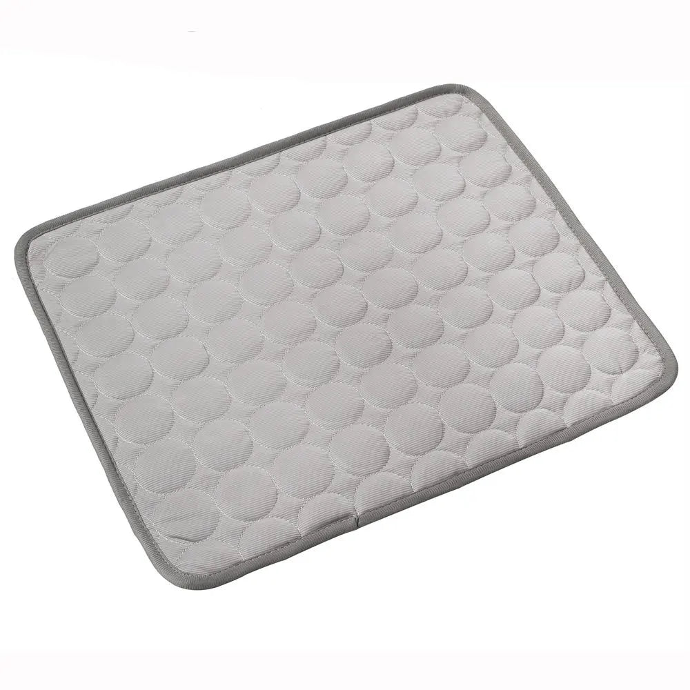 Chillpaws XL Mat Cooling Bed — Portable Lightweight Design, Heat-Absorbing Surface