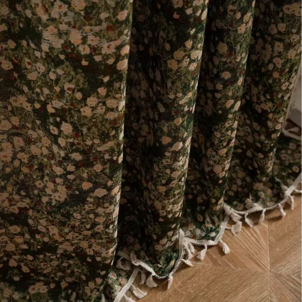 Floréveil Vintage Floral Tapestry Curtain — Romantic Botanical Pattern