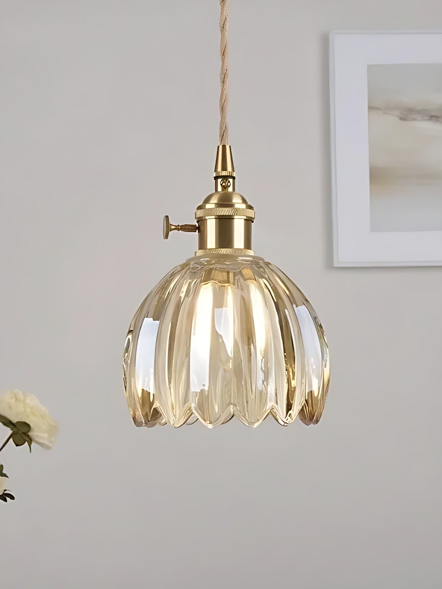 Verdoma vintage blomsterpendel i glas til spise- og læseområder | Souliia