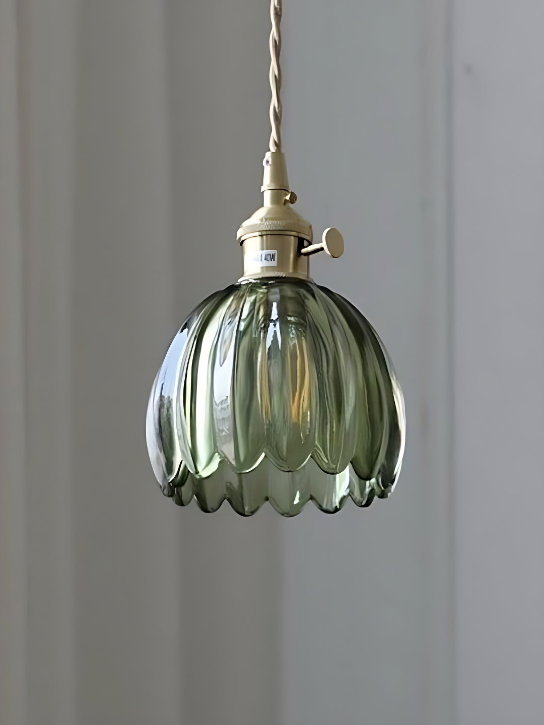 Verdoma vintage blomsterpendel i glas til spise- og læseområder | Souliia