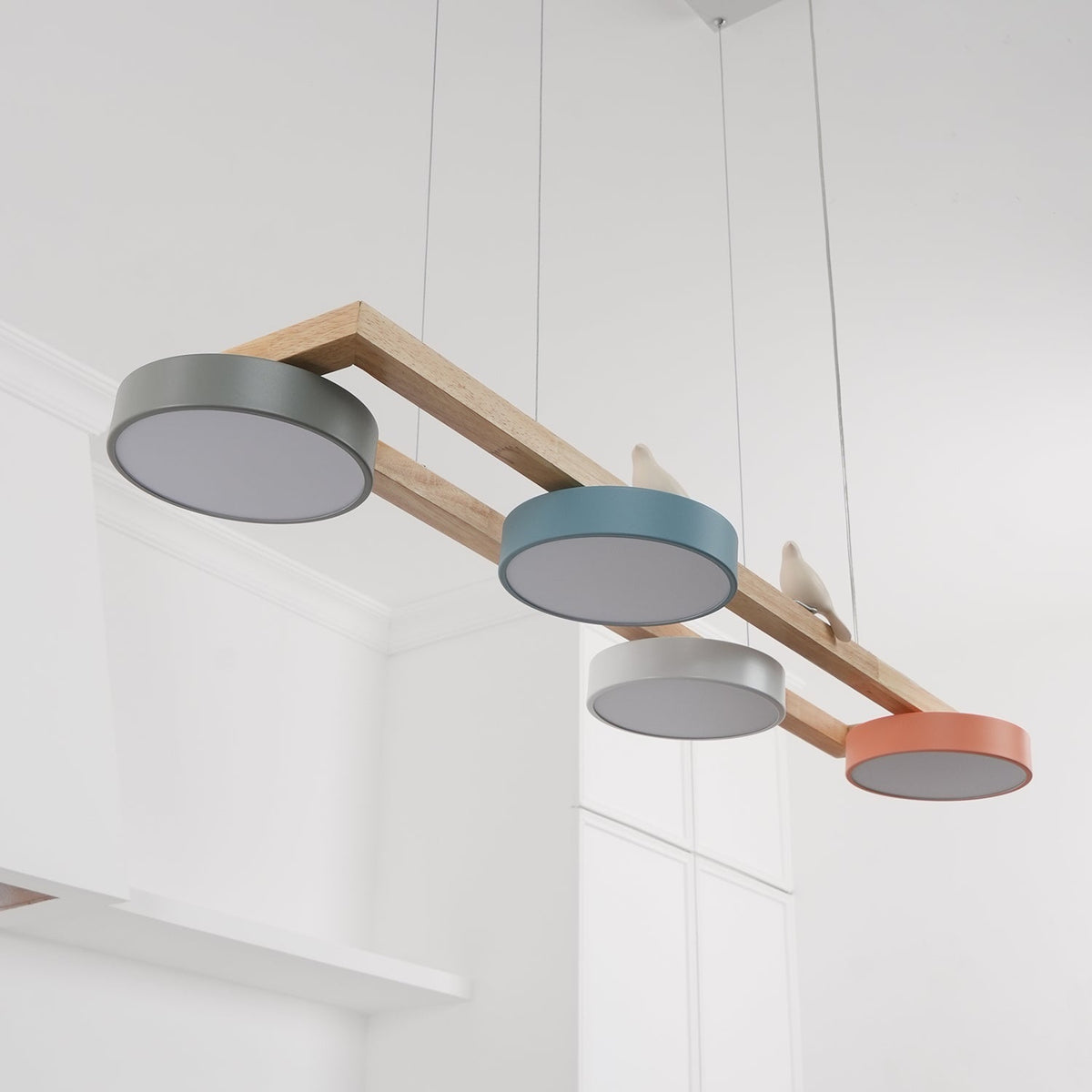 Moderne minimalistisk pendellampe med 4 fugle | Souliia