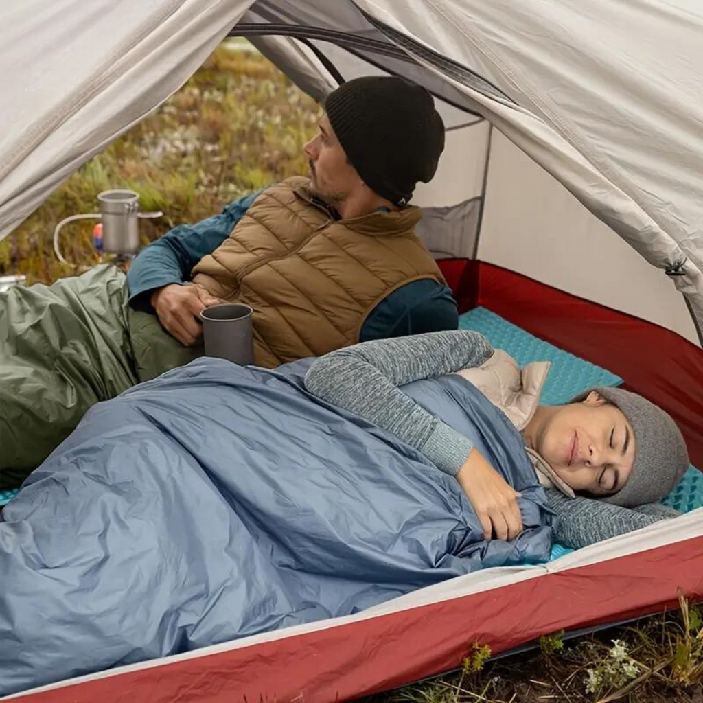 Travel-Ready Lightweight Sleeping Bag – Warm and Portable for Outdoors - Souliia