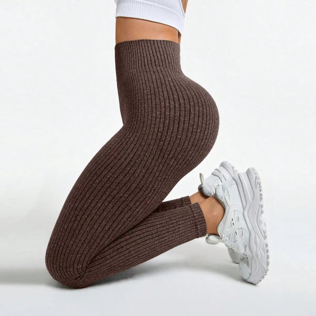 Seamless Yoga Leggings for Women – Tummy Control & Squat-Proof - Souliia