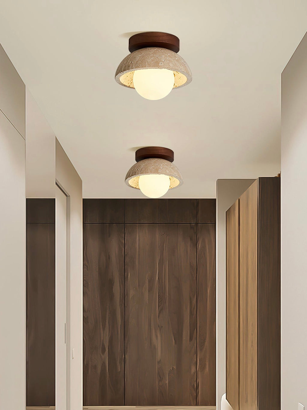 Kuppelformet loftslampe i travertin i wabi-sabi-stil til stuen | Souliia