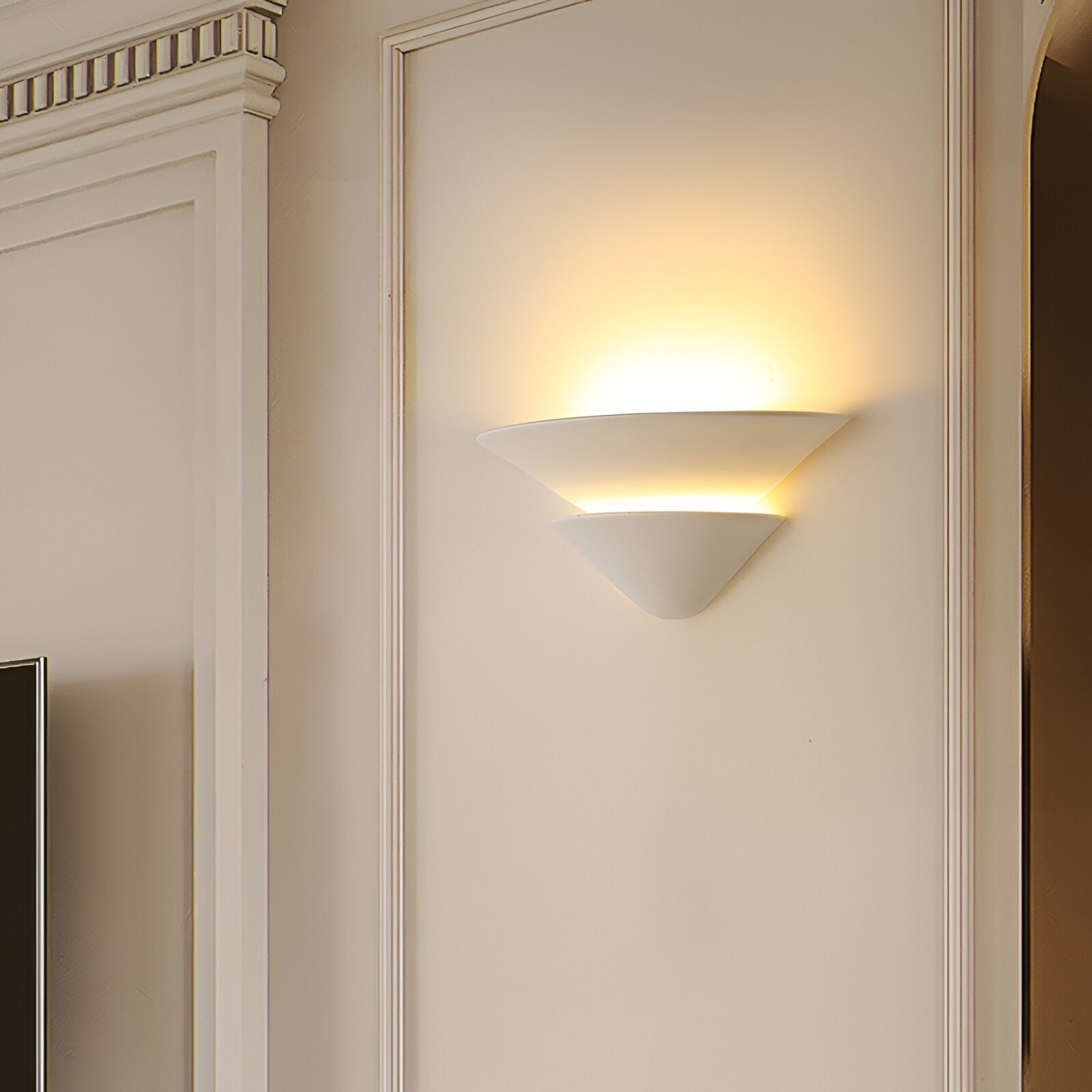 Shellora Wabi-Sabi Plaster Wall Light | Souliia