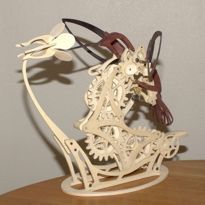 Transform Your Home with the Enchanting Dance of a Lifelike Hummingbird - Souliia