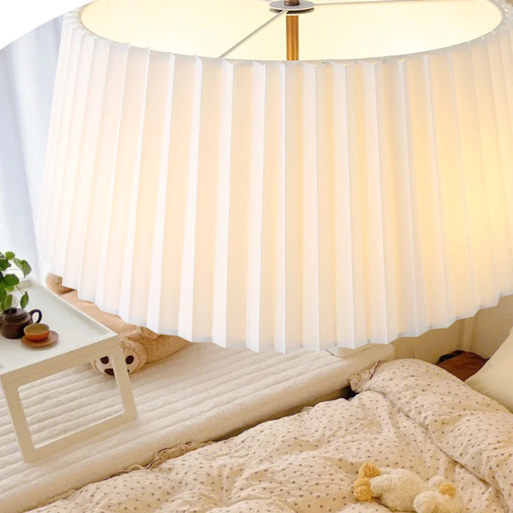 Tela weißer Stoff-Faltenschirm-Kronleuchter - lackiertes Eisen im französischen Stil für Schlafzimmer und Esszimmer | Souliia