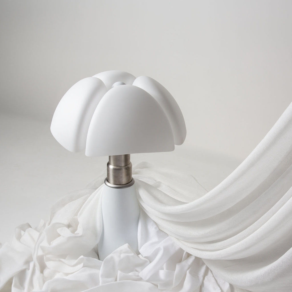 Petalica Table Lamp | Souliia