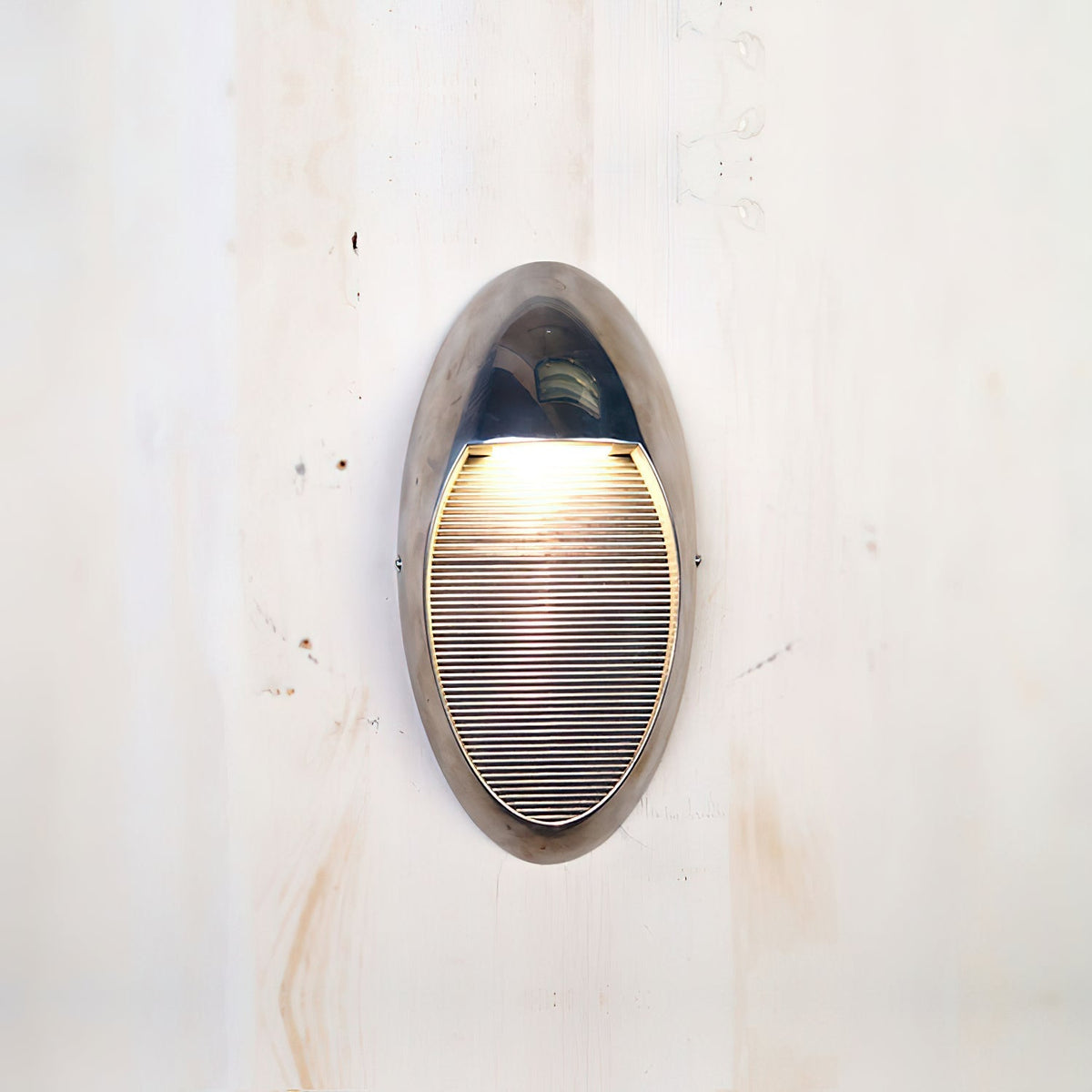 Scorpius Outdoor Wall Lamp | Souliia