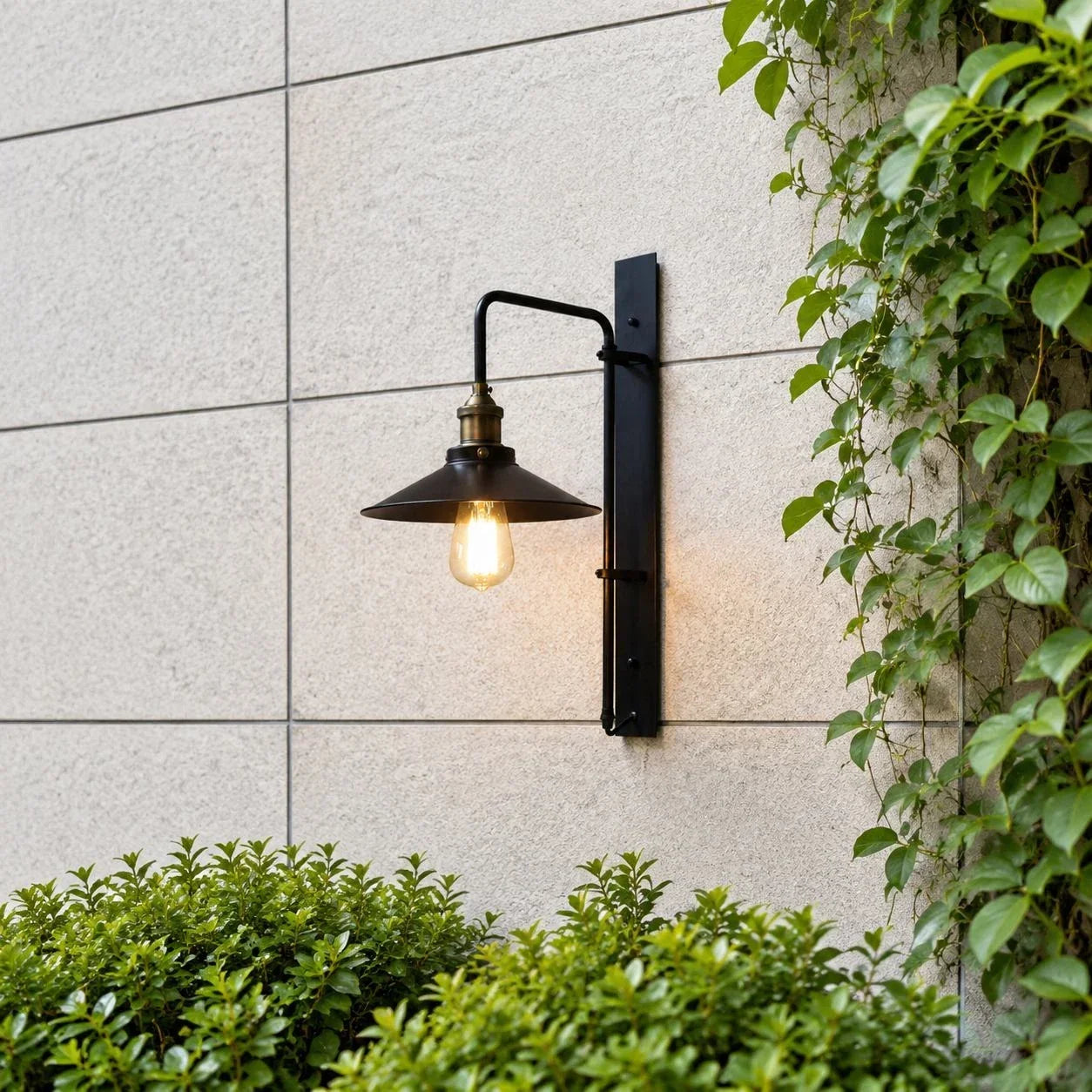 Solenvo Dark Bronze Outdoor Wall Lamp | Souliia