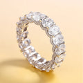 Transform Your Hand into a Stunning Eye-Catcher of Radiant Elegance - Souliia