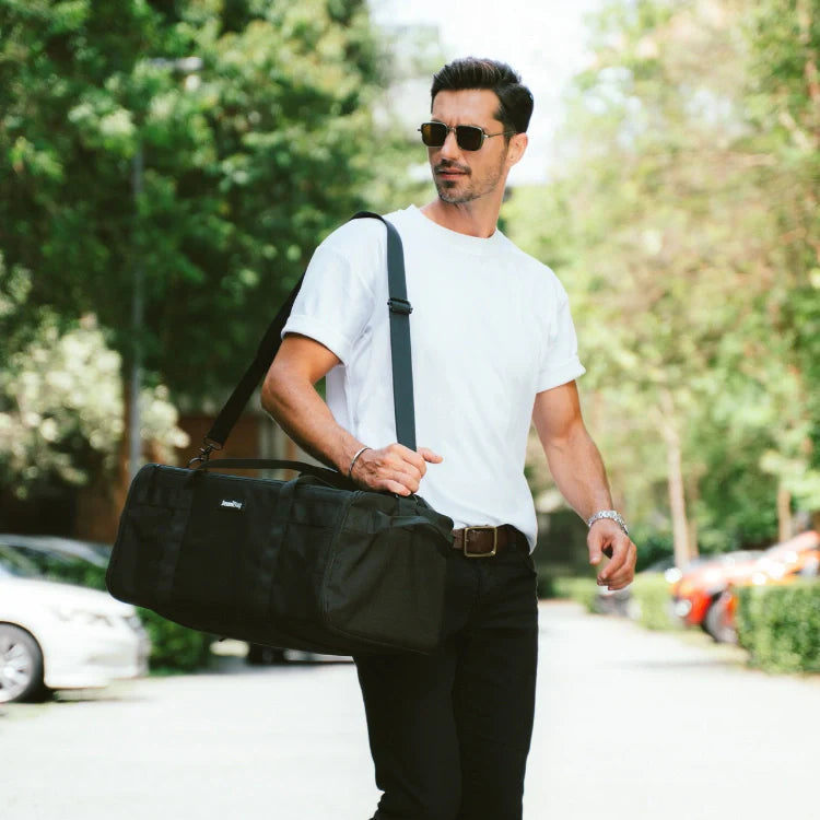 Travel with Impeccable Clothing and Effortless Style - Souliia