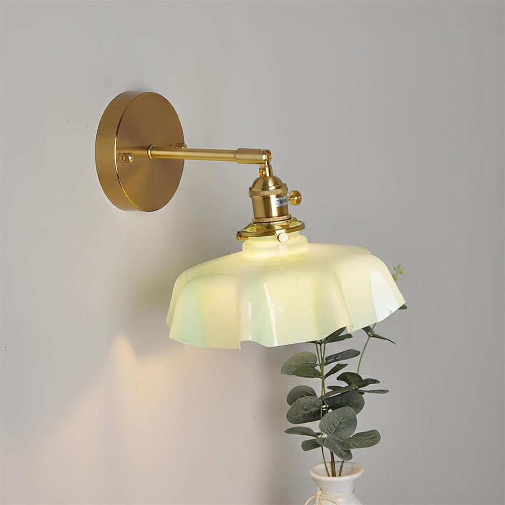 Rockige Wandlampe mit Rocksaum | Souliia