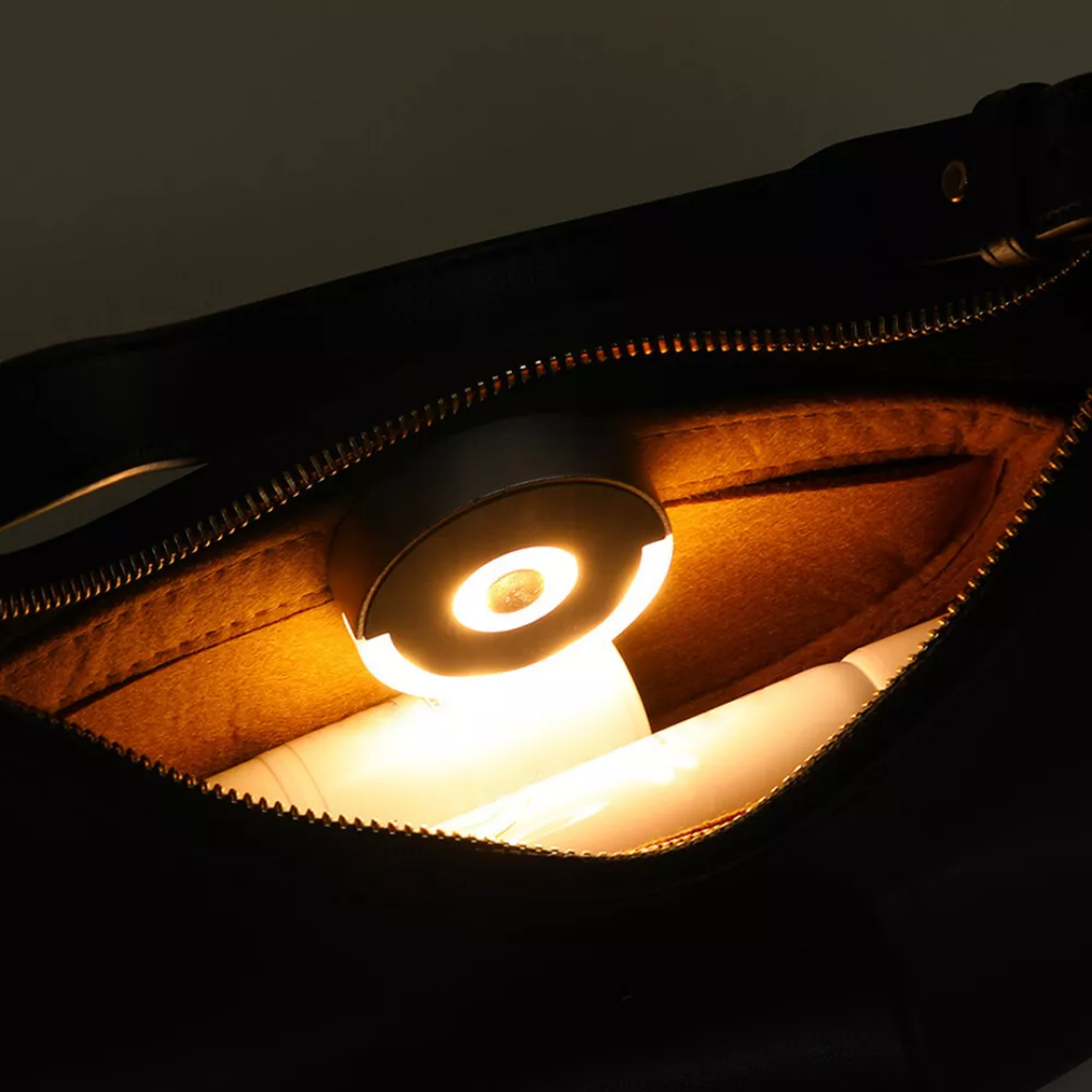 Dobíjecí LED svítilna s klipem - Souliia
