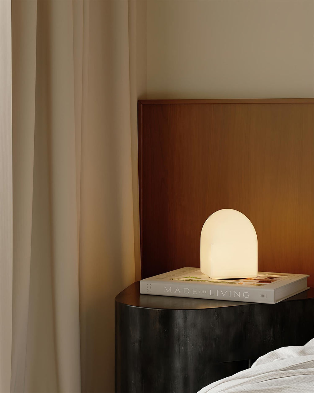 Parade Table Lamp | Souliia