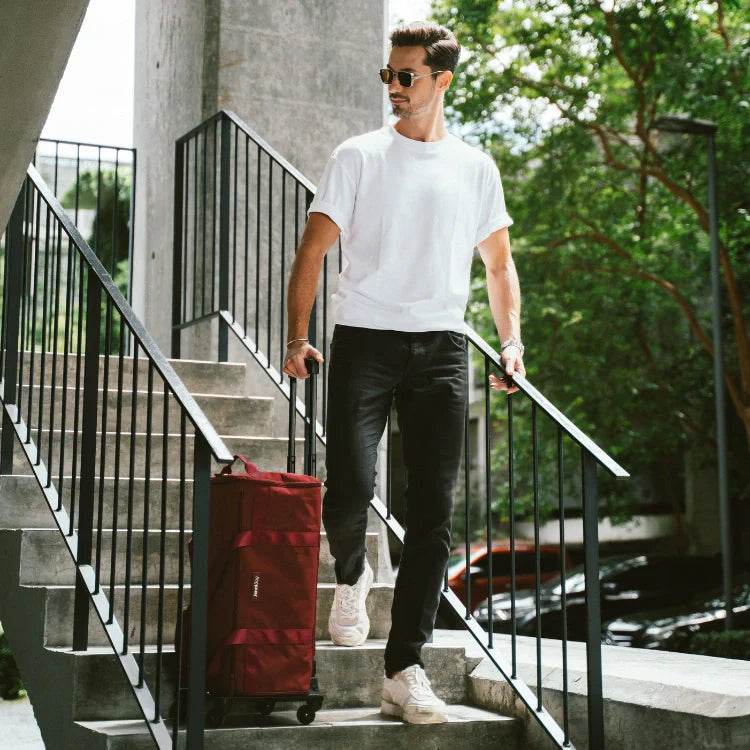 Travel with Impeccable Clothing and Effortless Style - Souliia