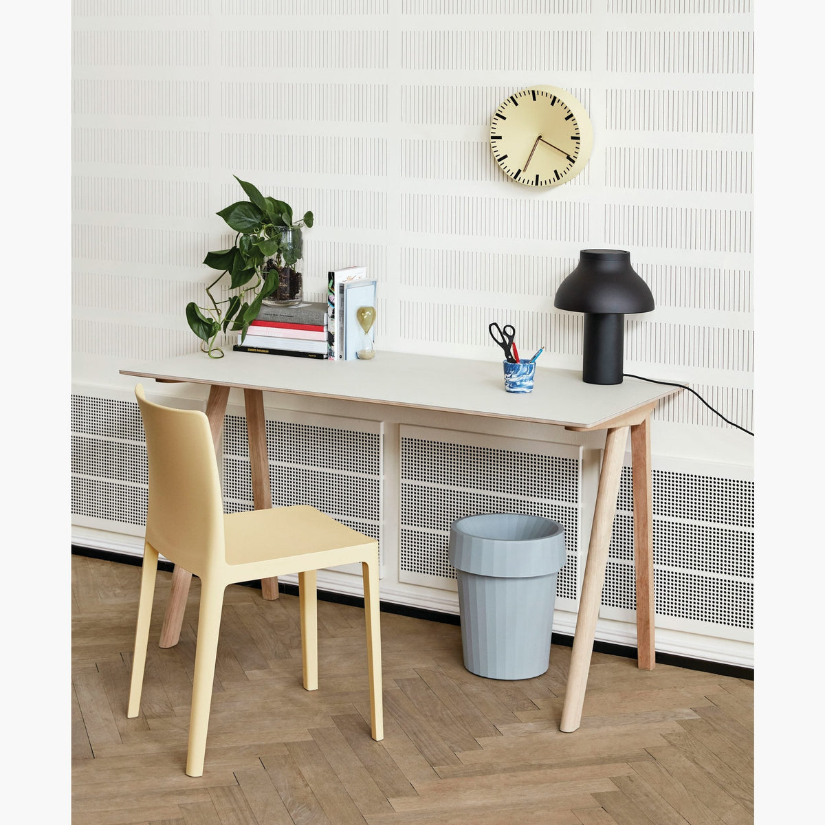 Moderní přenosná stolní lampa – minimalistické dobíjecí světlo pro použití v interiéru i exteriéru | Souliia