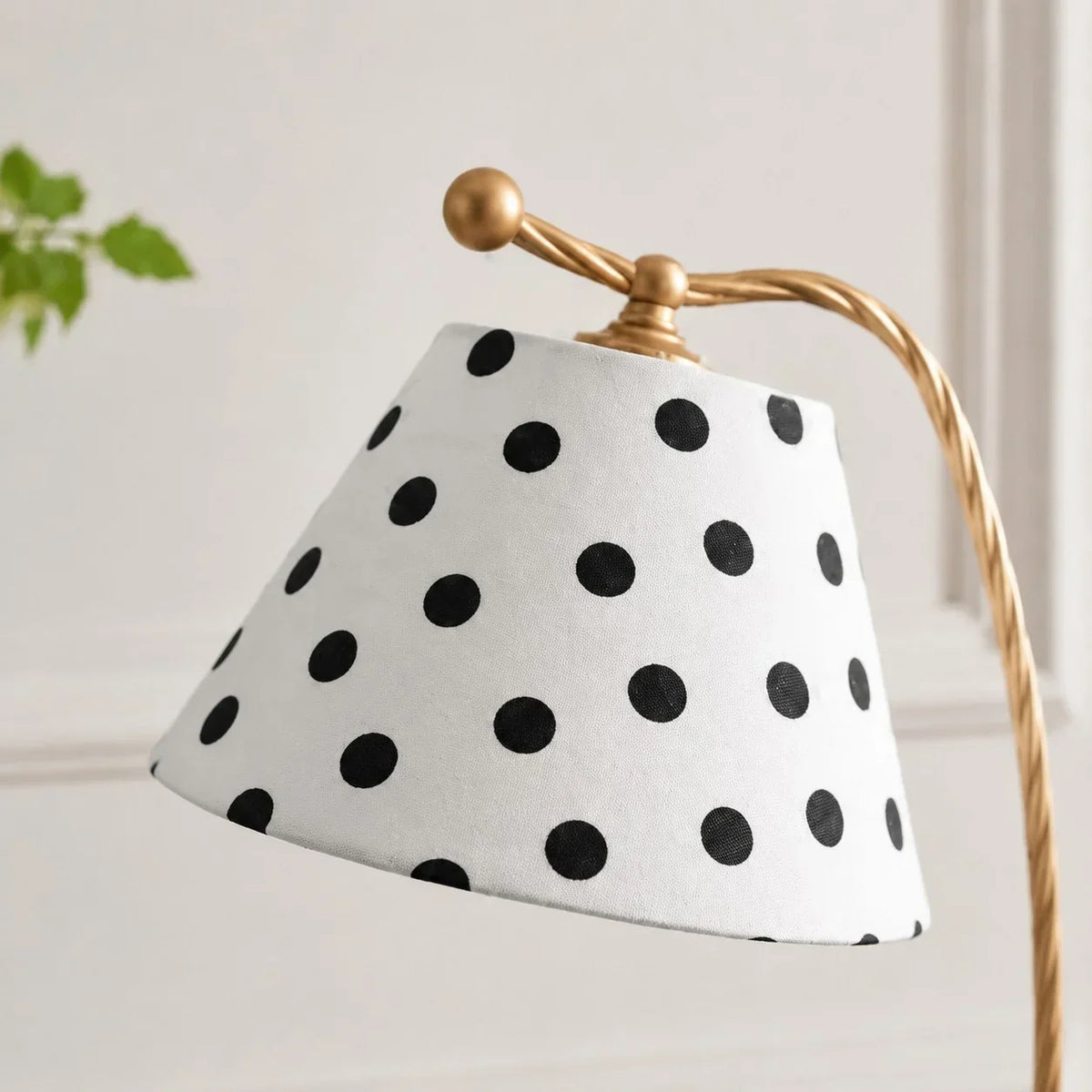 Retro Black and White Polka Dot Table Lamp | Souliia