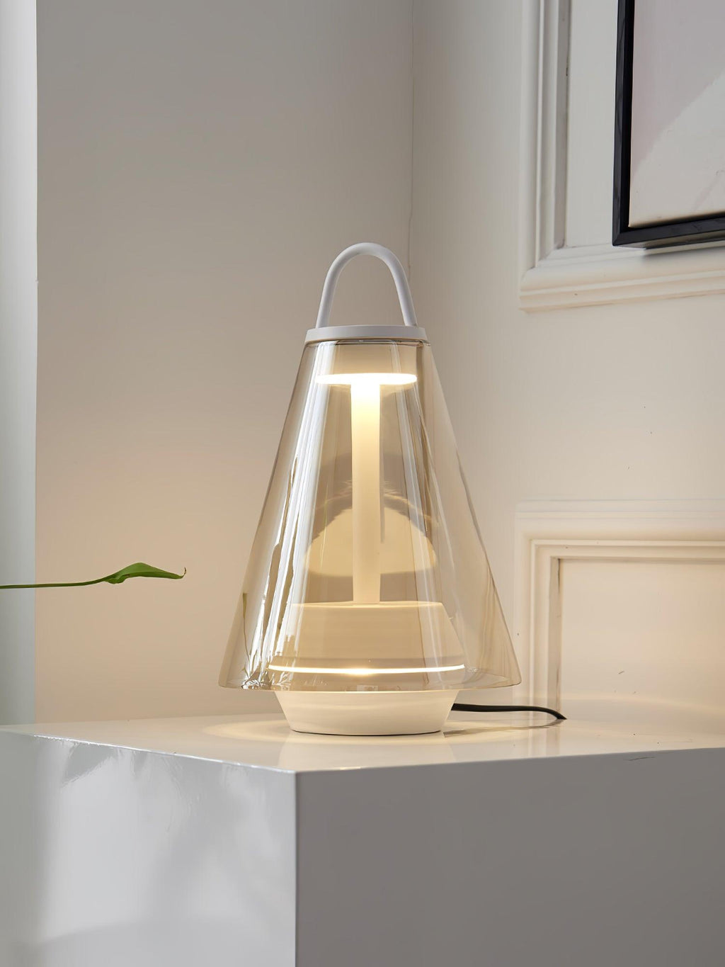 Shuttle Built-in Battery Table Lamp M30 | Souliia