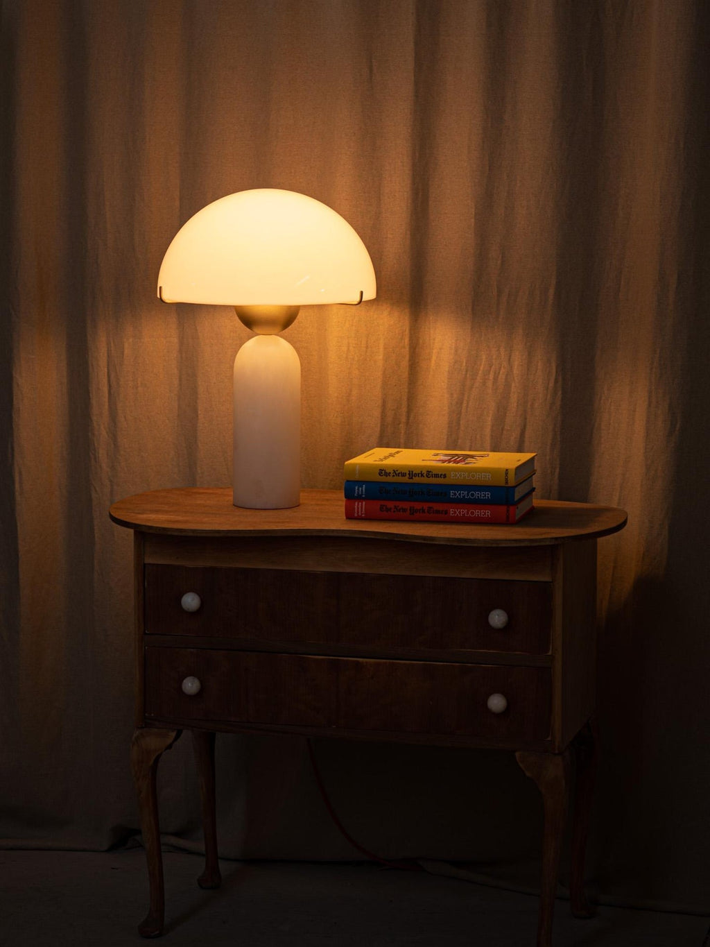 Peono Alabaster Table Lamp | Souliia
