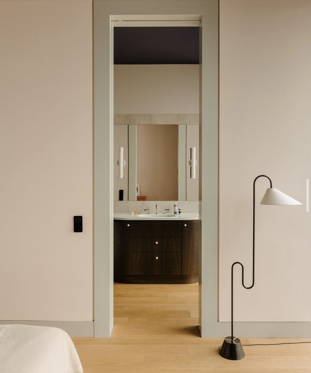 Roattino Floor Lamp | Souliia